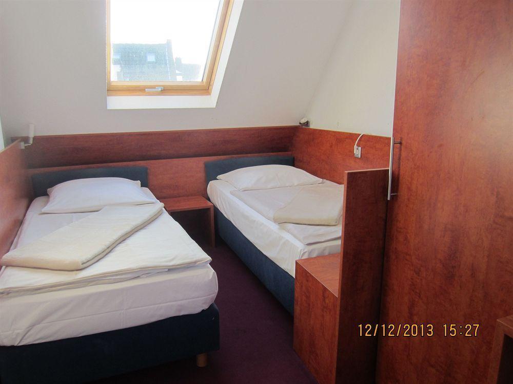 Altstadt Hotel Rheinblick Дюселдорф Екстериор снимка