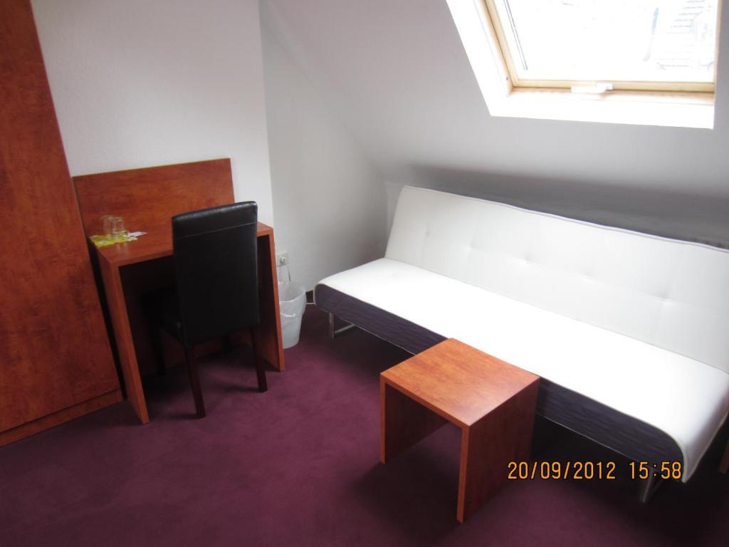 Altstadt Hotel Rheinblick Дюселдорф Екстериор снимка